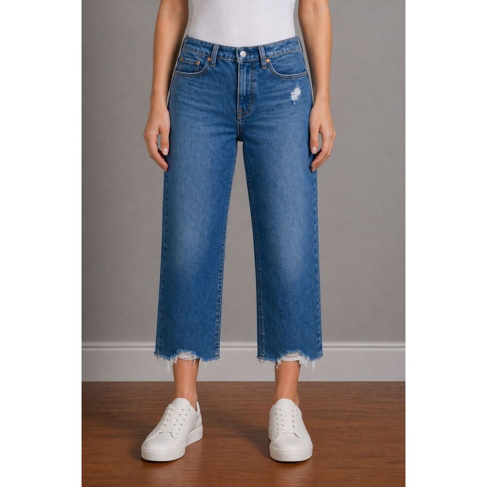 Levi’s Premium 501 Cropped Raw Hem Button Fly Straight Leg 25